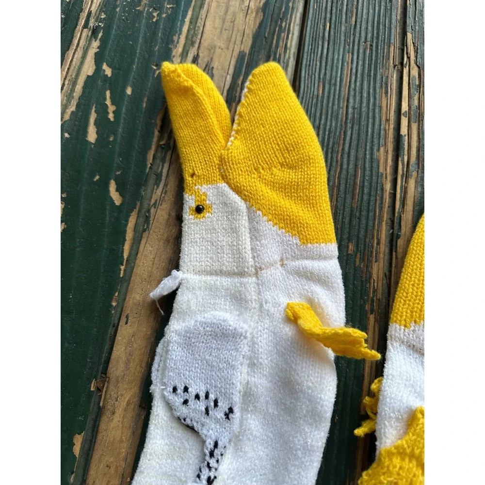 Novelty Cockatiel Bird Knit Socks White Yellow 3D Wing Crest Animal‎ Crew Socks